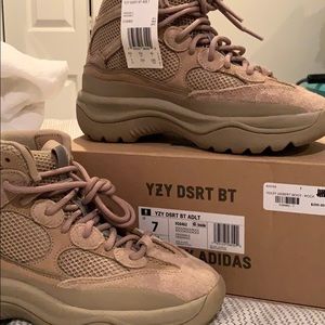 Yeezy desert Boot adult